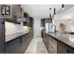 625 FULLUM Landing - 9