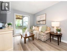 52 STAPLETON Avenue N - 2