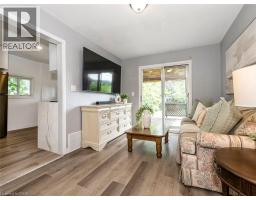 52 STAPLETON Avenue N - 3