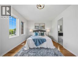 137 STOKELY Crescent - 27