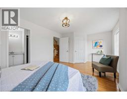 137 STOKELY Crescent - 28