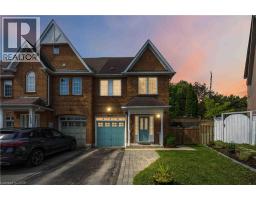 137 STOKELY Crescent - 3