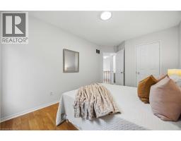 137 STOKELY Crescent - 38