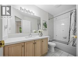 137 STOKELY Crescent - 39
