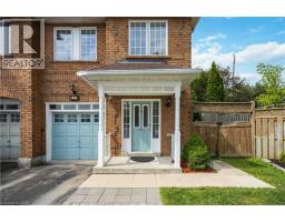 137 STOKELY Crescent - 4
