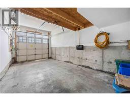 137 STOKELY Crescent - 44