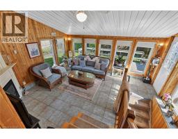 803 GLADSTONE Drive - 4