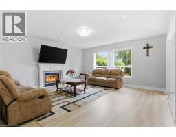 135 BLACKBURN Drive - 11