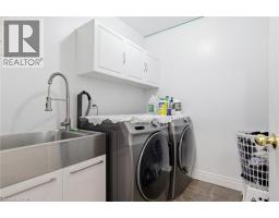 135 BLACKBURN Drive - 20