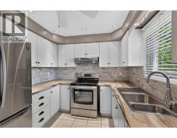 3 RIDGEMOUNT Drive - 13