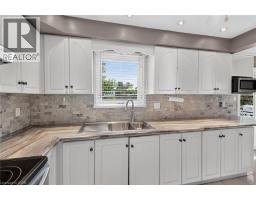 3 RIDGEMOUNT Drive - 14