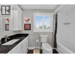 3 RIDGEMOUNT Drive - 40