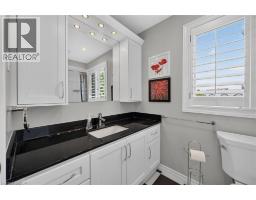3 RIDGEMOUNT Drive - 41