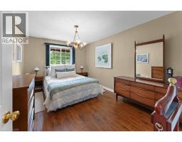 9 KINSMAN Court - 24