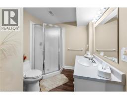 9 KINSMAN Court - 32