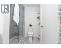 30 HAMILTON Street S UnitNo. 201 - 33