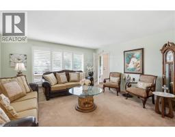 283 PARKWAY Drive W - 13