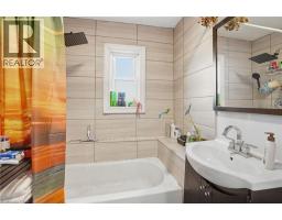 75 NIAGARA Street - 18