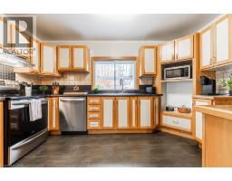 60 LAKE AVENUE Drive - 10