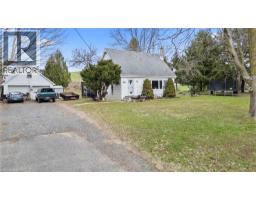 867 & 865 JERSEYVILLE Road W - 11