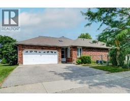 330 LAKE LOUISE Boulevard - 1