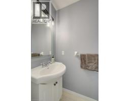 330 LAKE LOUISE Boulevard - 10