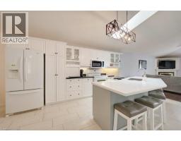 330 LAKE LOUISE Boulevard - 12