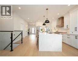108 WINSTON Street - 9