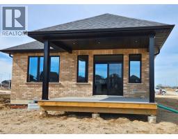 183 CRADDOCK Boulevard - 2