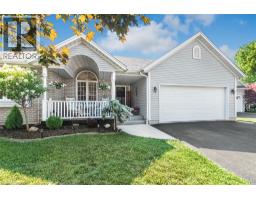 26 MAPLEWOOD Court - 1