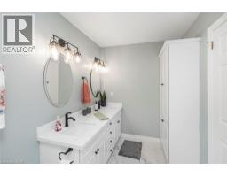 26 MAPLEWOOD Court - 34