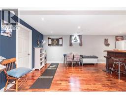 26 MAPLEWOOD Court - 41