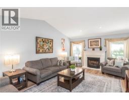 26 MAPLEWOOD Court - 9
