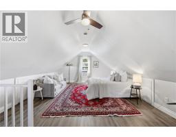 70 GAGE Avenue S - 29
