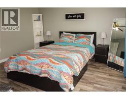 652 SALISBURY Avenue - 14