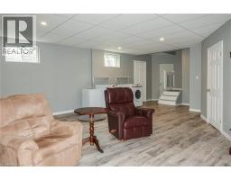 652 SALISBURY Avenue - 17