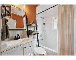22 SLEEMAN Avenue - 21