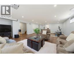 200 KROTZ Street W - 21
