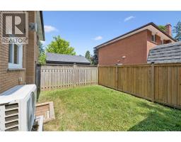 196 WALKER Street - 40