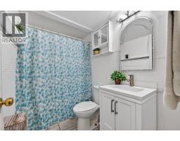 3824 ROXBOROUGH Avenue - 22