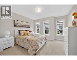 67 STARFIRE Crescent - 39