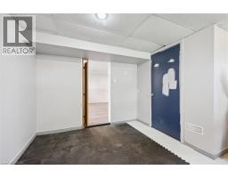 490 GARAFRAXA Street E - 38