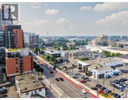 760 LAWRENCE Avenue UnitNo. 76 - 39