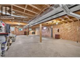 95 TOVELL Drive - 25