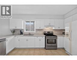 95 TOVELL Drive - 8