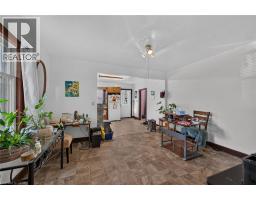 60 LOCKS Road - 18