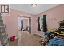60 LOCKS Road - 21