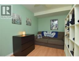15 DERBY Street UnitNo. 5 - 33