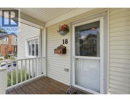 18 PROVINCE Street N - 3