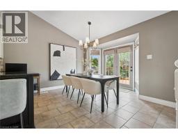 37 MUNROE Crescent - 15